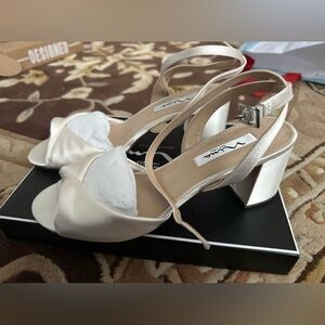 NEW- Ivory Satin Women's Heels, size 10
